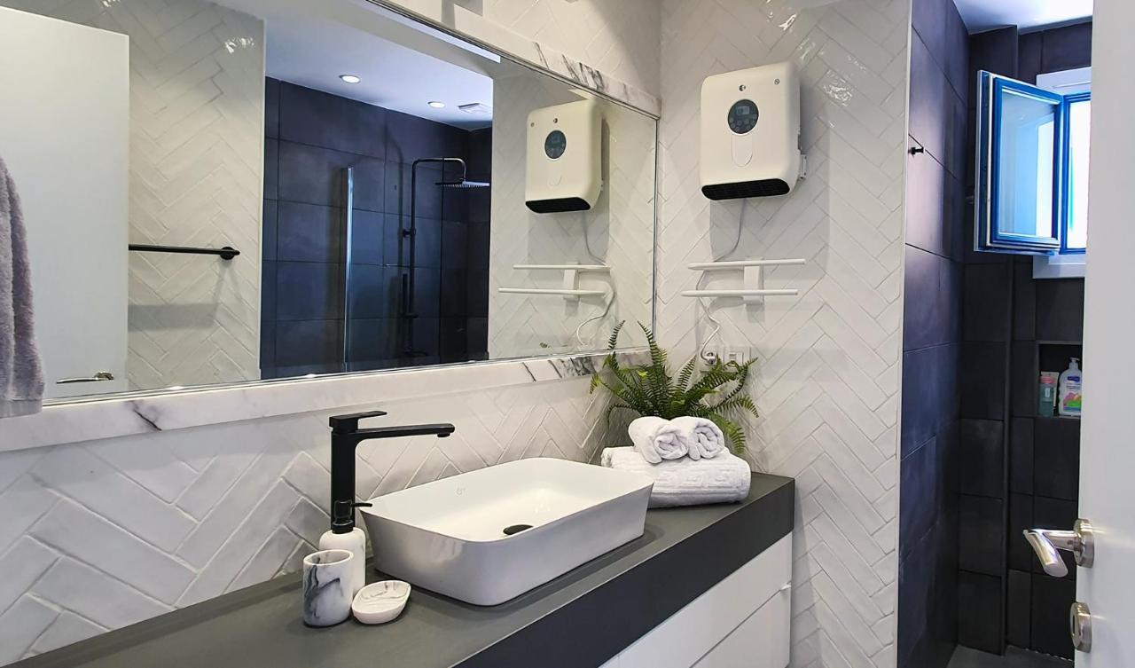 Meraki Beachfront Foinikion Ngoại thất bức ảnh